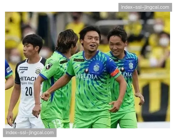 从定位球防守到进攻转换：德甲中游球队战术演变观察